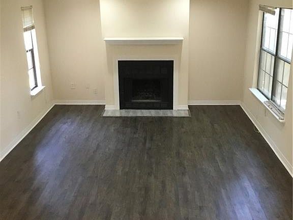 2nd image of 1500 W Esplanade Ave #41