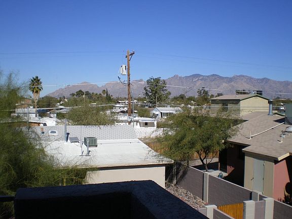 4th image of 515 E Lester St