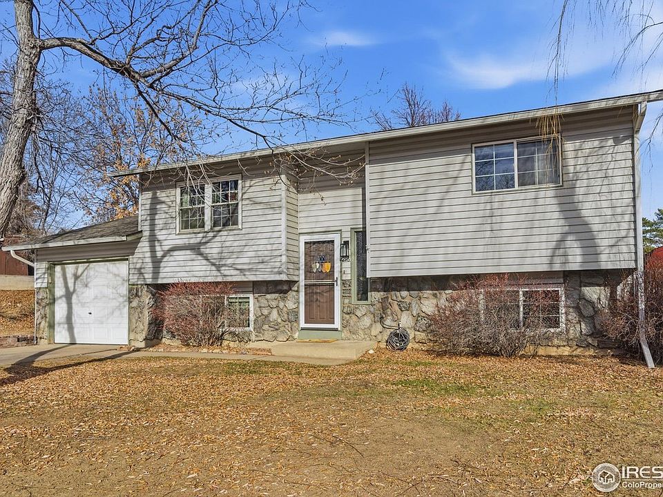 1st image of 216 Gary Dr