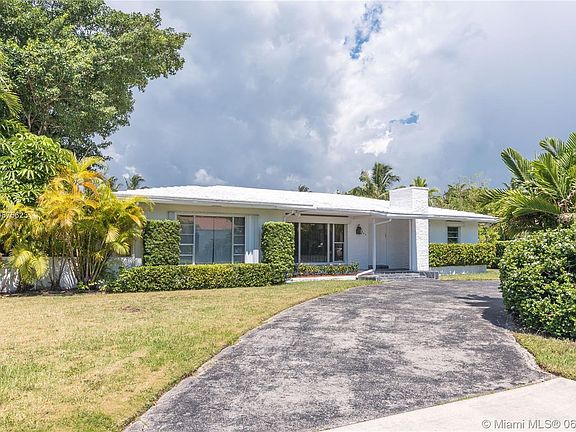 2nd image of 226 Bal Cross Dr