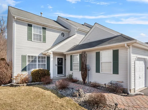 9 Plum Court, Highland Mills, NY 10930