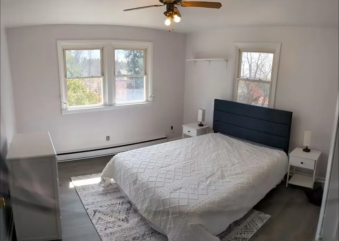 45 3/4 Pierrepont Ave — Photo 2