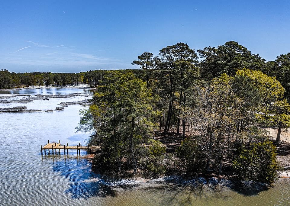 1st image of 36-13C Windmill Point Rd