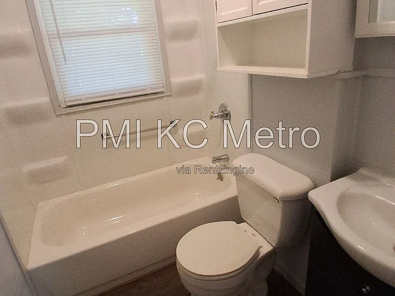 26 S Central St #9 — Photo 10