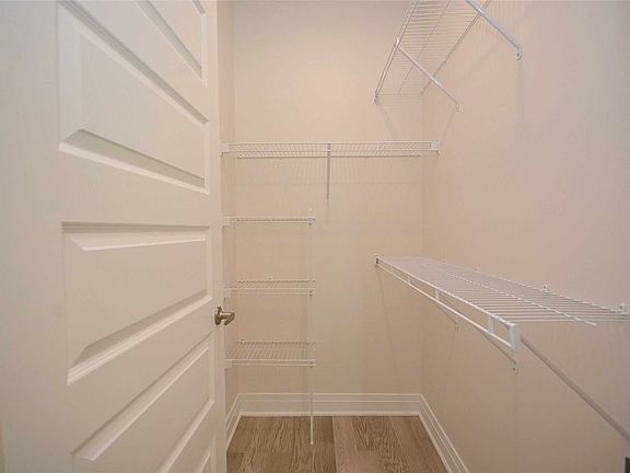 3rd image of 95 Dundas St W #301