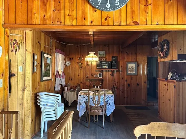 1223 Bear Springs Rd, Rimforest, CA 92378