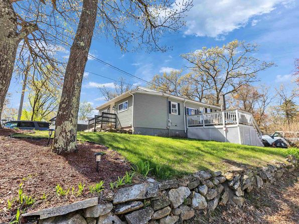 6 Greta Avenue, Derry, NH 03038