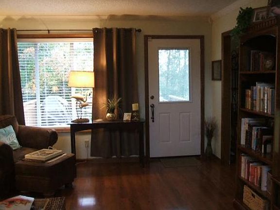 3rd image of 115 Timberbrook Dr #115