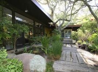 30 Woodale Ln, Santa Barbara, CA 93103