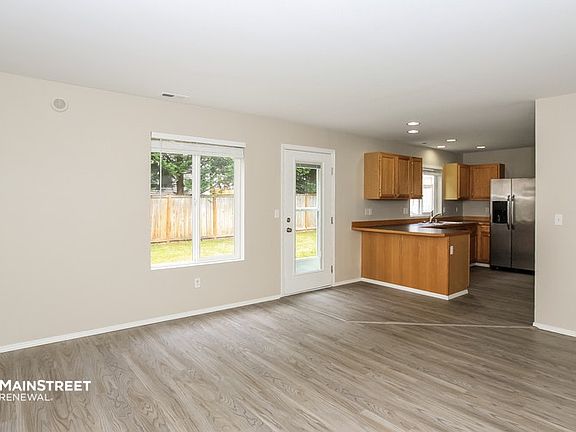5th image of 20512 86th Avenue Ct E