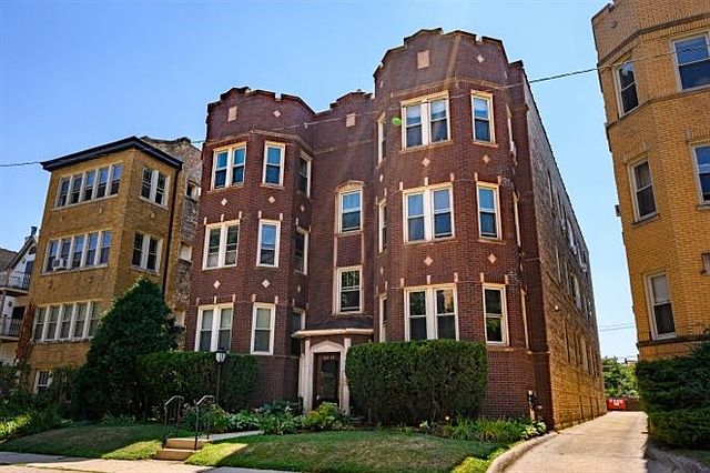 1st image of 929 Ontario St APT 1W