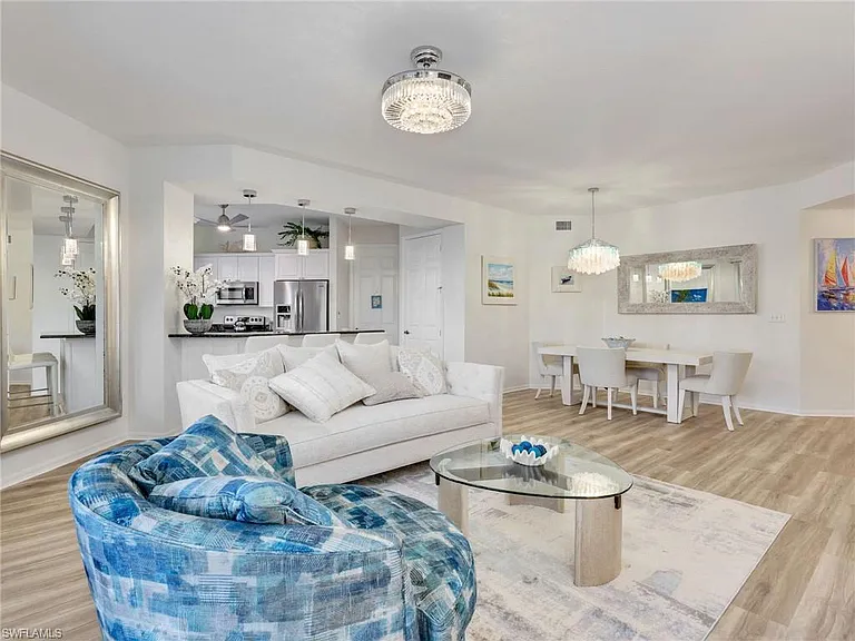 400 Flagship Dr #302 — Photo 9