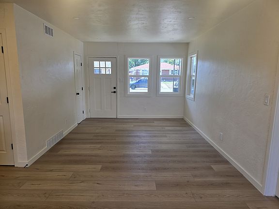 5th image of 1600 S Patton Ct