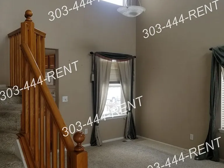 12245 Locust St — Photo 6