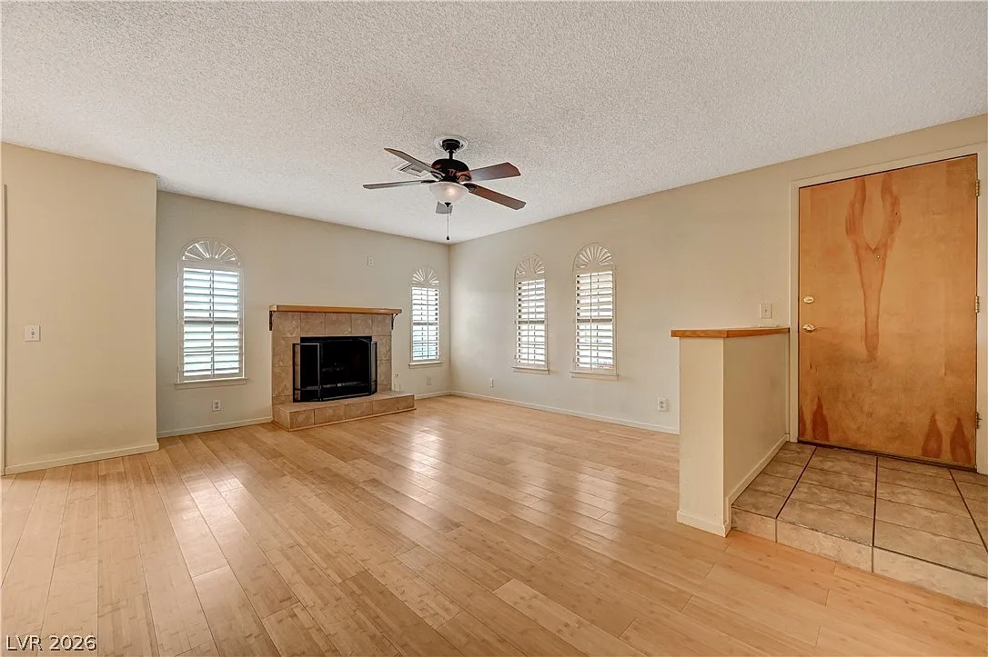 2 bed, 2.0 bath, 1141 sqft, $1,450 — Photo 3