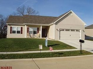2731 Defender Dr, Foristell, MO 63348