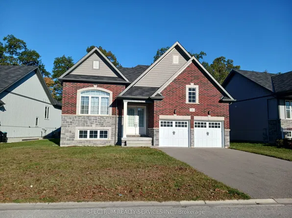 64 Regina Blvd, Wasaga Beach, ON L9Z 1M8