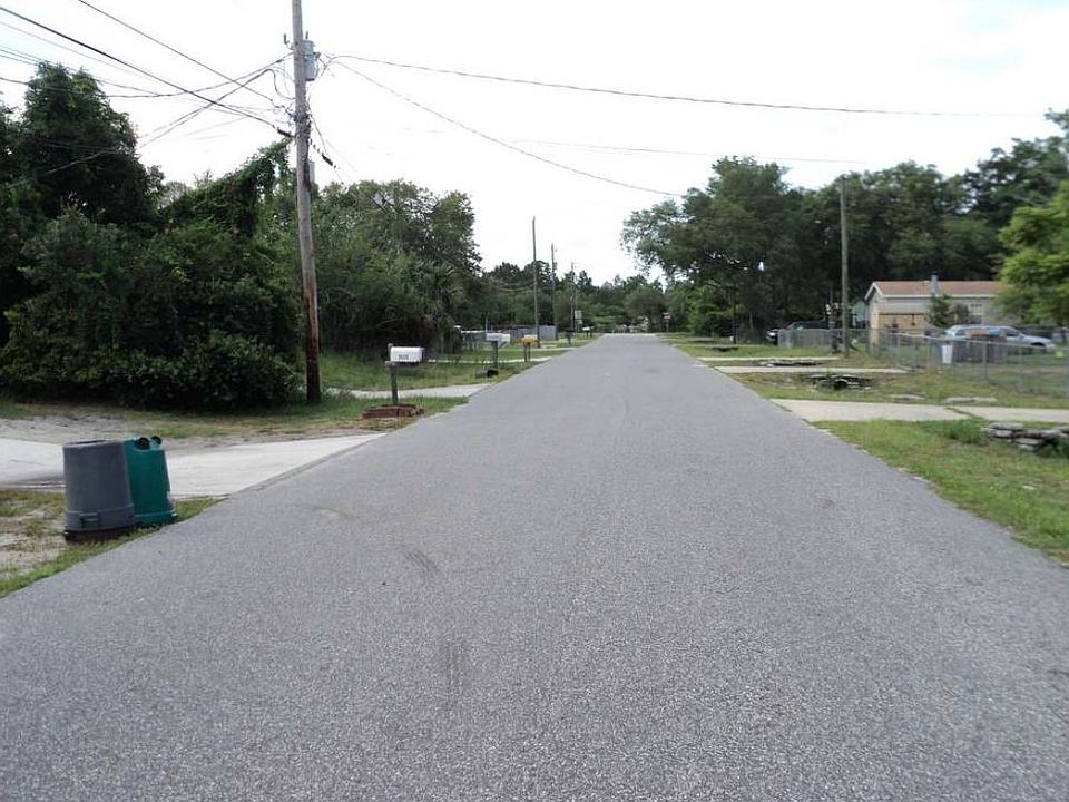 2nd image of 2624 Isabella Ave