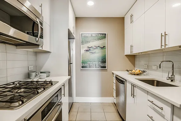 Sold by Compass | media 3