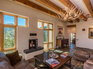 72 Happy Trl, Santa Fe, NM 87505