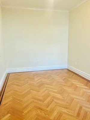 Rented by CitySites Real Estate Group | media 5