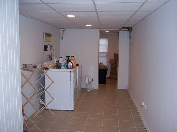 4th image of 5644 Wyndale Ave