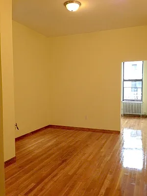 Rented by Kings Court Real Estate | media 11