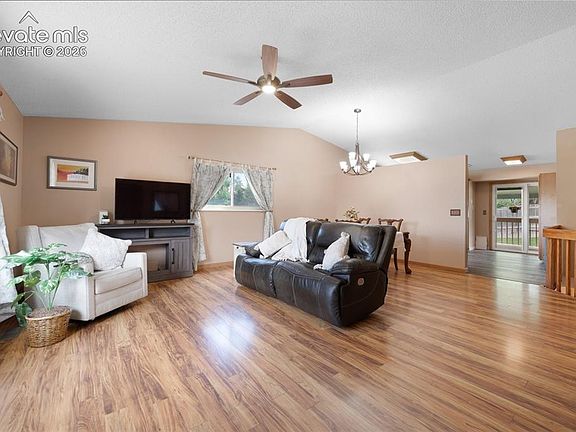 5th image of 6985 Blue River Way