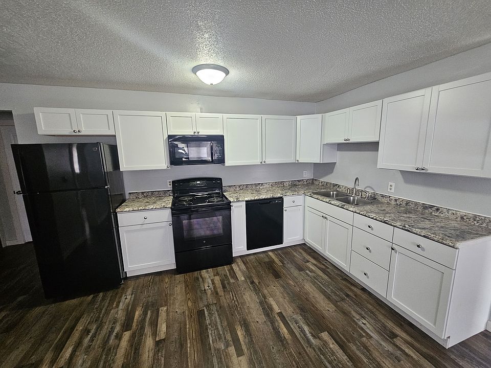 1st image of 1097 Oakview Dr #5