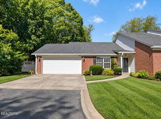 8625 Batavia Way, Knoxville, TN 37923
