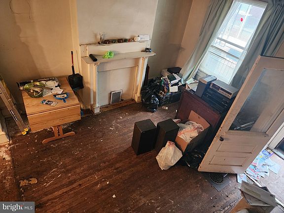 2nd image of 238 N Ramsey St