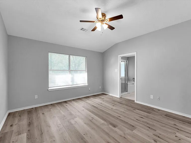 16007 Sandy Path Ln — Photo 17