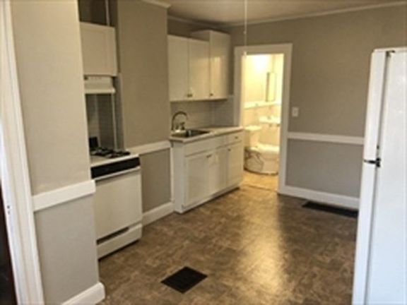 2nd image of 91 Town Hill St #2
