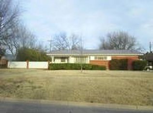 609 Cherry St, Baird, TX 79504