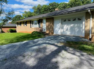 10001 Washam Potts Rd, Cornelius, NC 28031