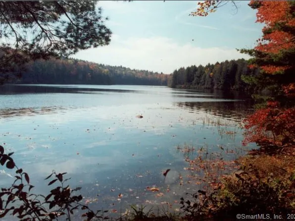 520 Bailey Hill Road, Killingly, CT 06241