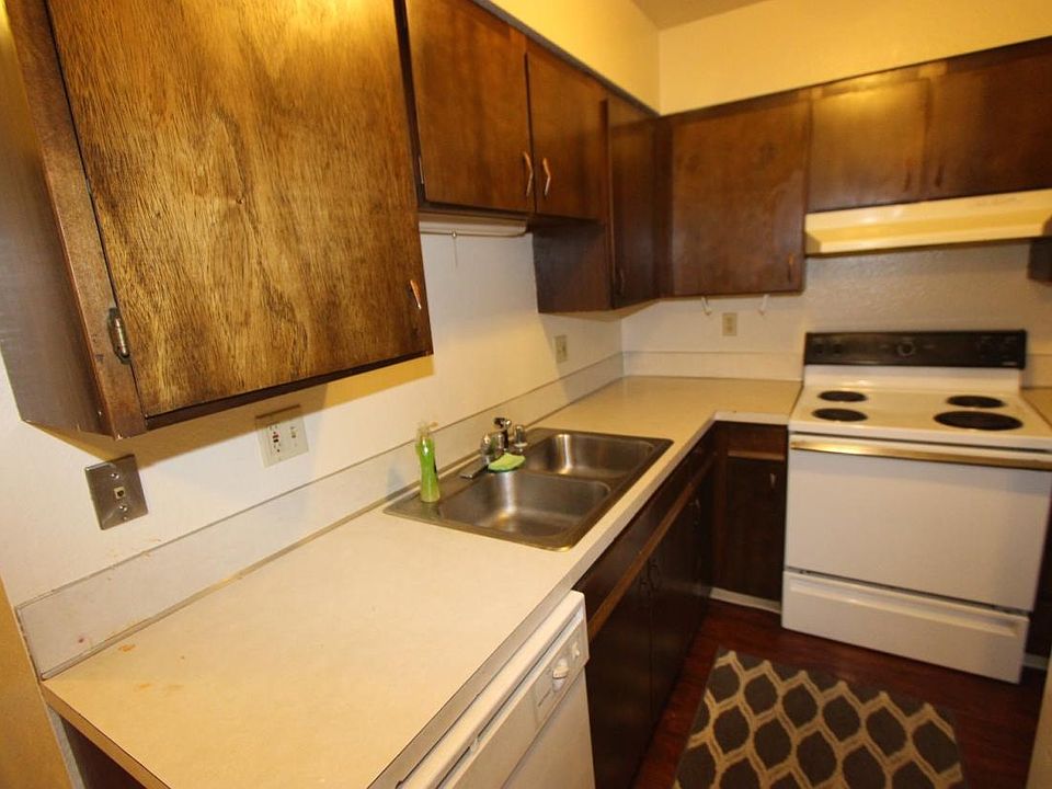 2nd image of 5308 Arctic Blvd APT 17