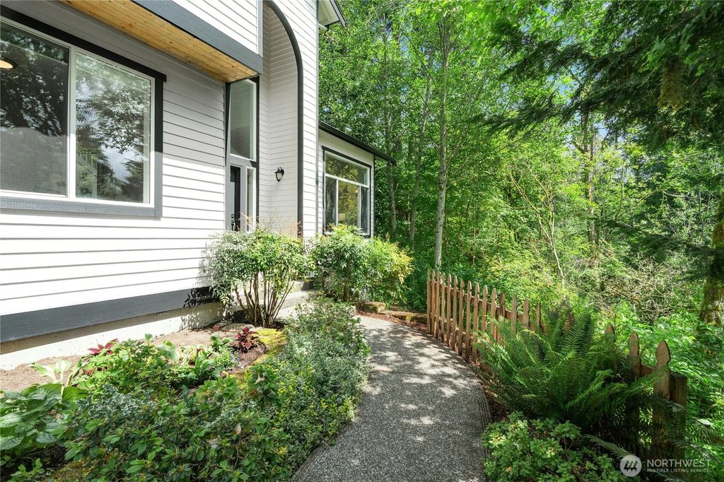 Apartment in Union Hill-Novelty Hill, King - View 2