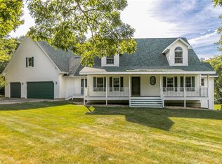 2933 30th Street Dr SE, Cedar Rapids, IA 52403
