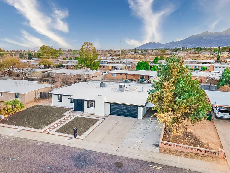 2214 Santa Rosa Dr — Photo 33