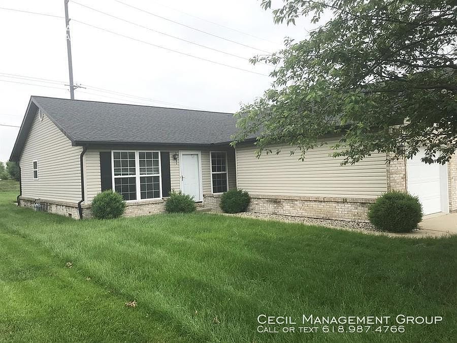 1st image of 654 Carol Ann Dr