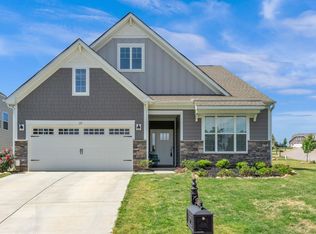 137 Double Crest Dr, Taylors, SC 29687