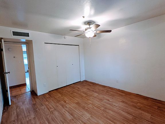 5th image of 1448 W Kilburn St APT H