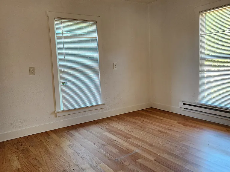 15212 Washington Ave SW — Photo 14