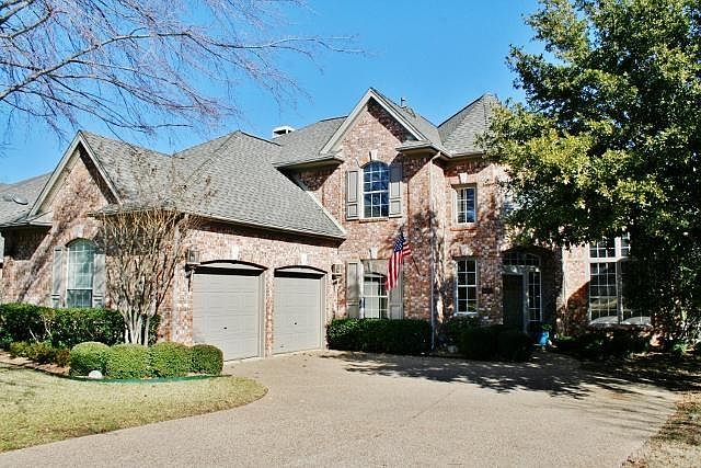 1st image of 326 Spyglass Dr
