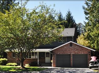 2003 Woodridge Rd, Mount Vernon, WA 98273