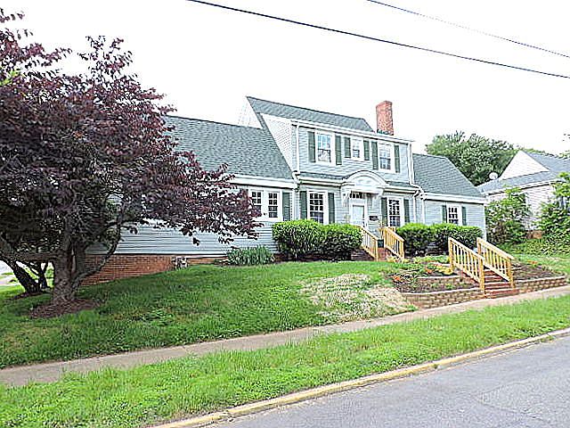 1st image of 456 Avondale Dr