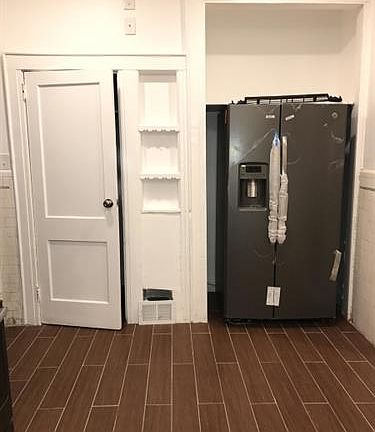 3rd image of 54 Saint James Pl #56