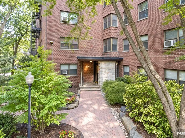 3061 Edwin #1J, Fort Lee, NJ 07024