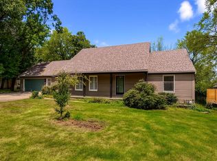 13811 W 48th St, Shawnee, KS 66216